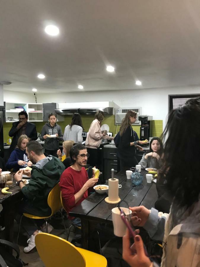 فندق Kensington College Backpackers تورونتو المظهر الخارجي الصورة