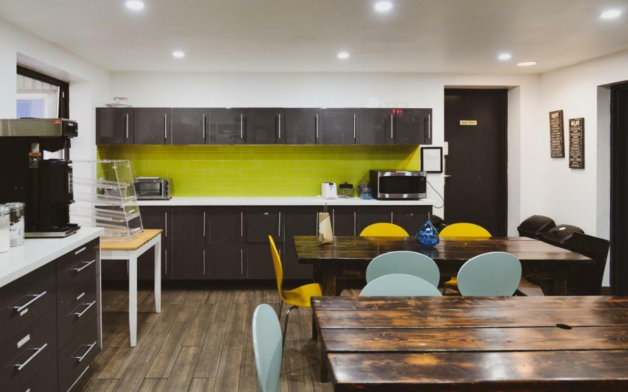 فندق Kensington College Backpackers تورونتو المظهر الخارجي الصورة